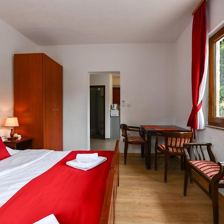 Apartments Bramado Селище Дрезницко Екстериор снимка